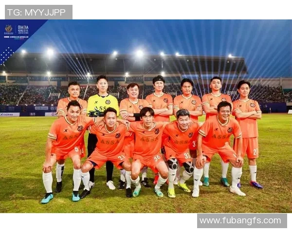 姓庆的足球明星如何在绿茵场上书写传奇人生与辉煌成就